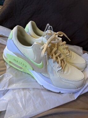 Nike Women’s Alabaster Light Lemon Air Max Sneaker